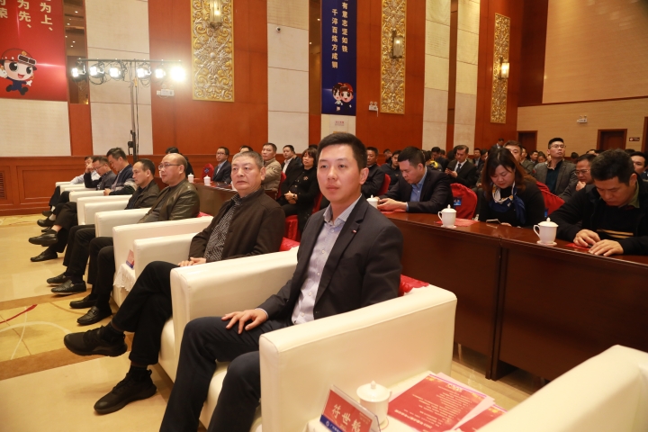 1628936697372737538.jpg 1628936697372737538.jpg